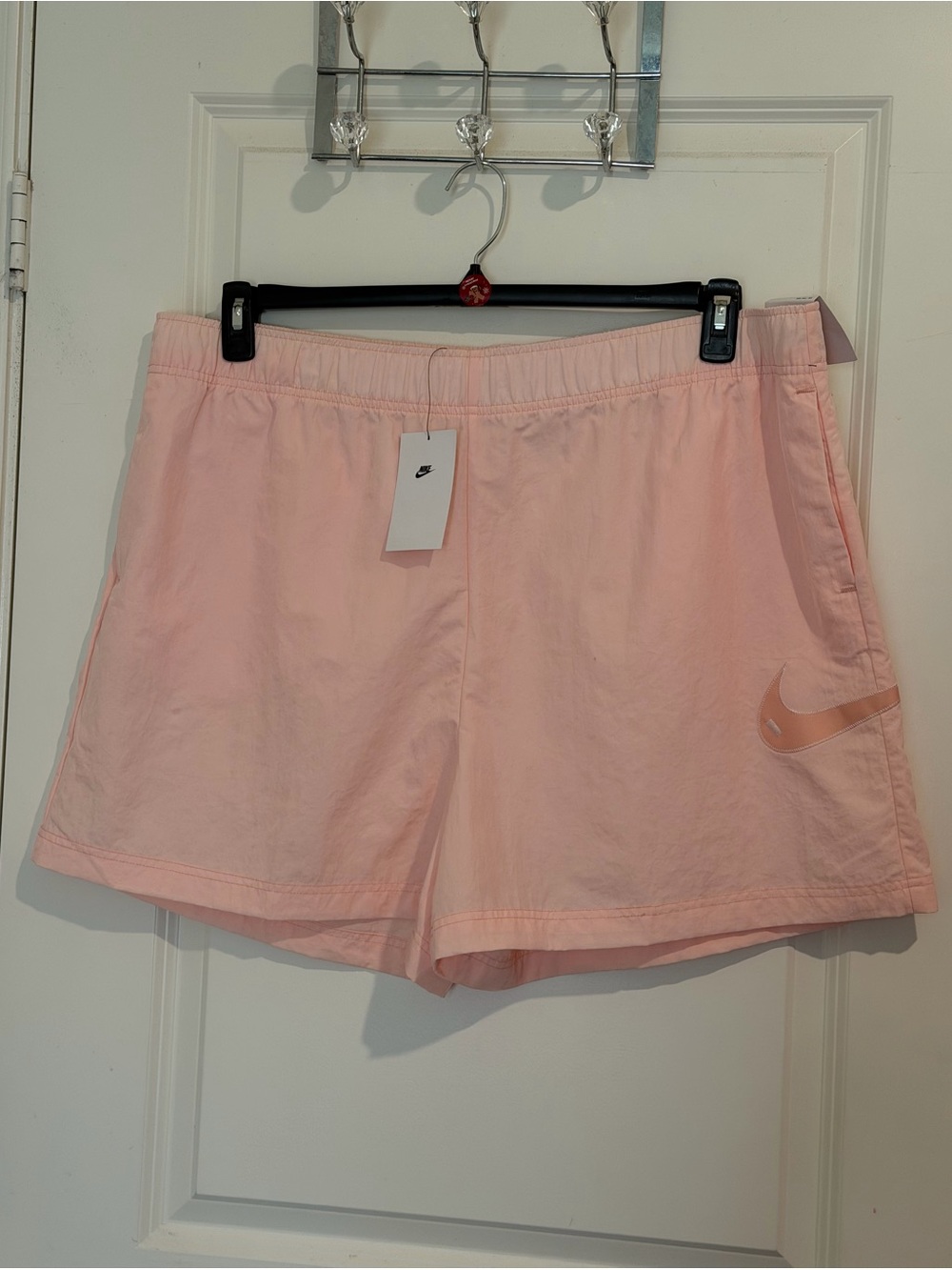 Nike Women's Pink Sportswear Swoosh Woven High-Rise Easy Shorts size XXL NWT